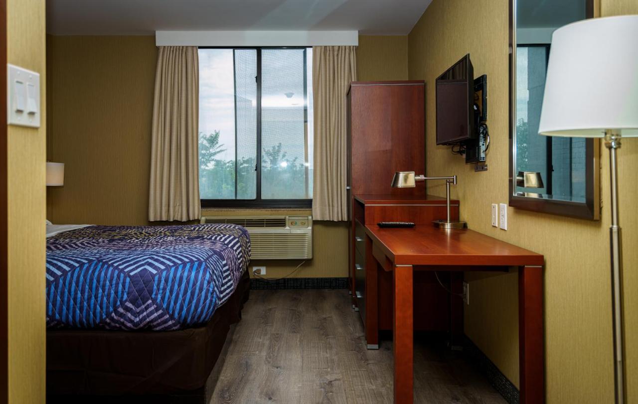 Sky Hotel Flushing/Laguardia Airport New York Eksteriør billede